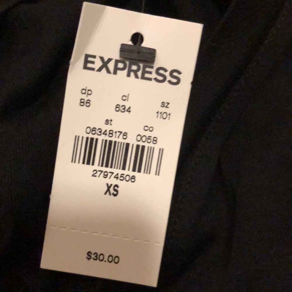 Express Tee - Picture 4 of 4